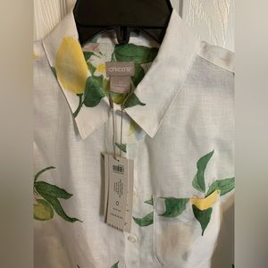 NEW WITH TAGS—gorgeous linen top